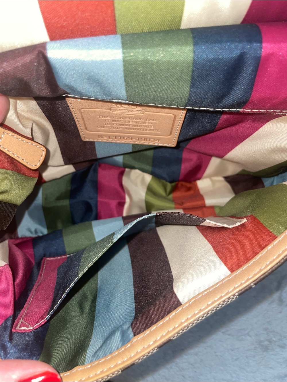 Coach ‘Willis’ 70th Anniversary Crossbody - Picture 13 of 16